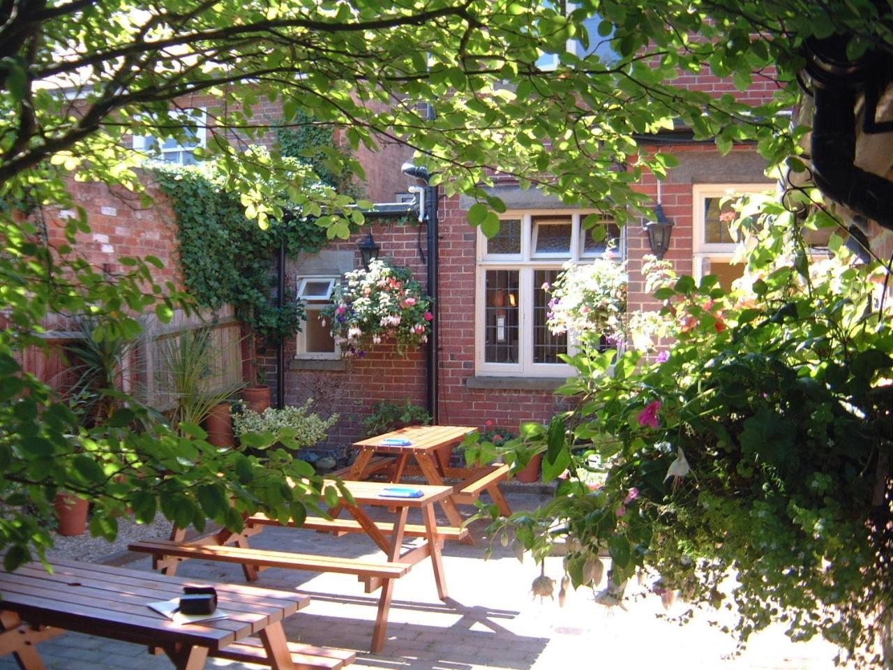 The Mailmans Arms Hotel Линдхърст Екстериор снимка